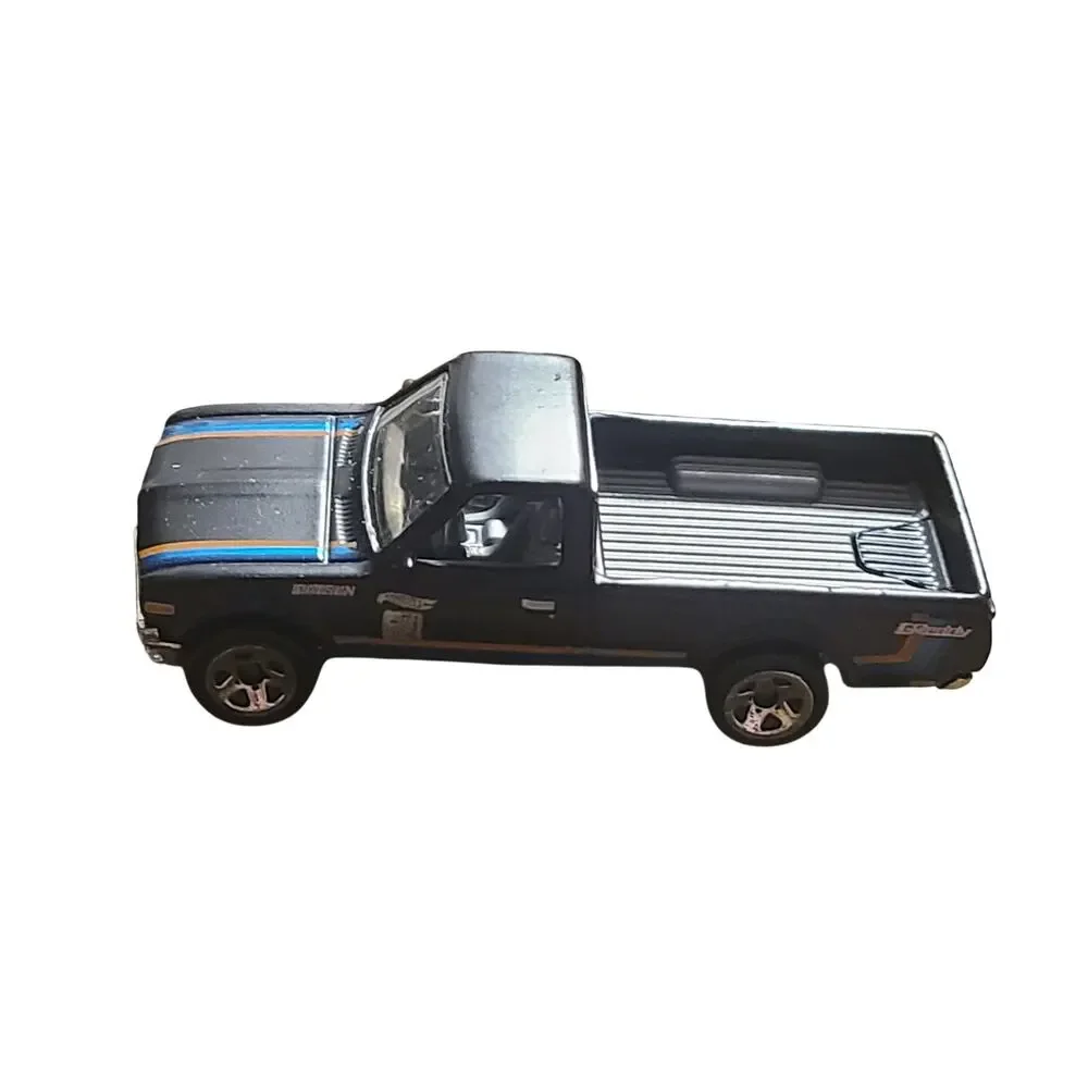 LOOSE 2017 HOT WHEELS 1:64 BLACK DATSUN 620 Pickup
